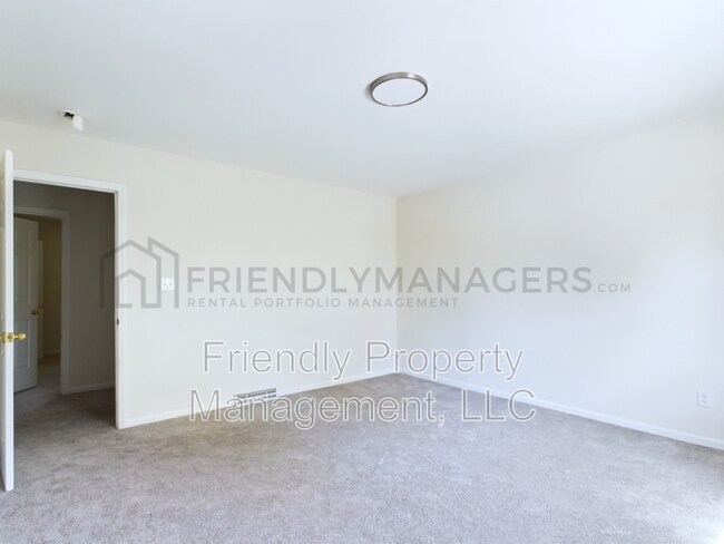 Building Photo - 4071 Greene Haven Dr