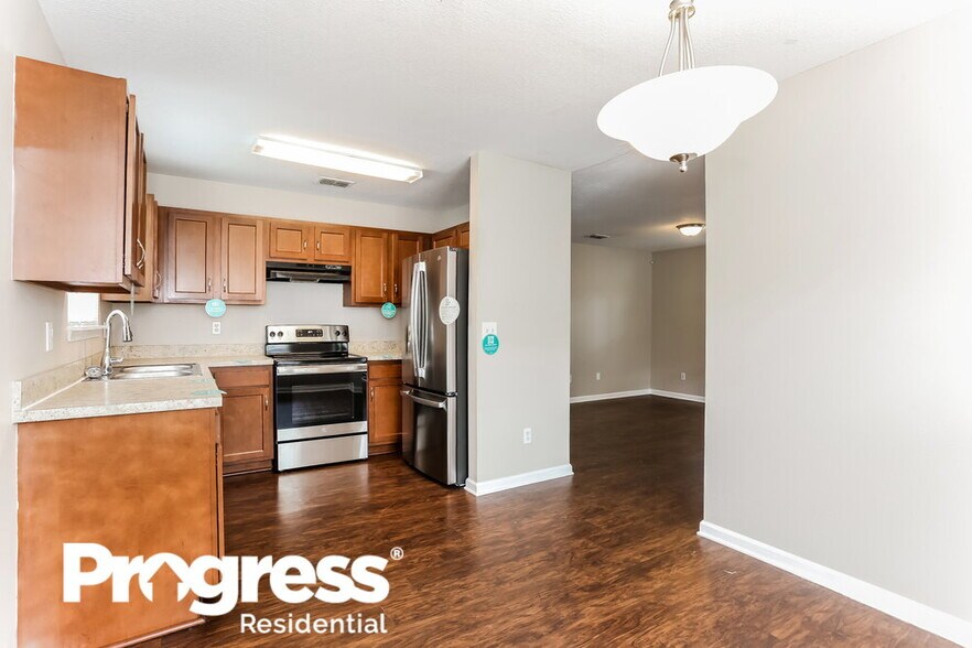 Building Photo - 3747 Peachtree St