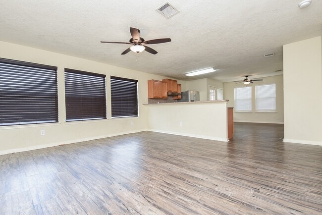 Building Photo - 19826 Twisted Creek Dr