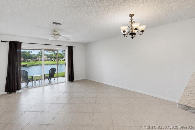 Building Photo - 9767 Kamena Cir