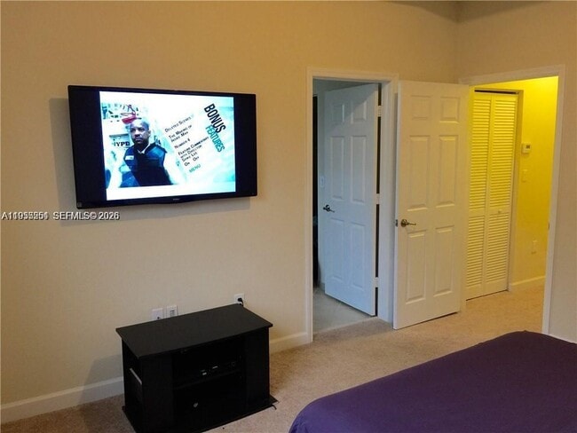 Building Photo - 394 NE 37th Ave