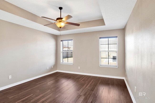 Building Photo - 33633 Field Stone Ln