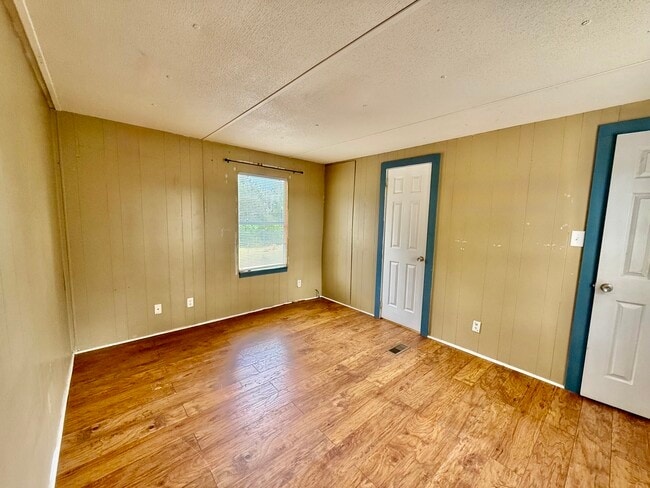 Building Photo - 658 Rices Creek Rd