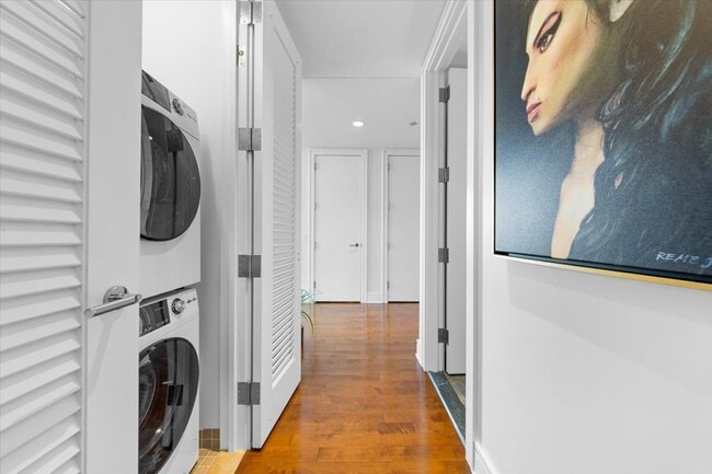 Building Photo - 401 N Wabash Ave