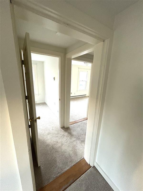 Building Photo - 33 Putnam St