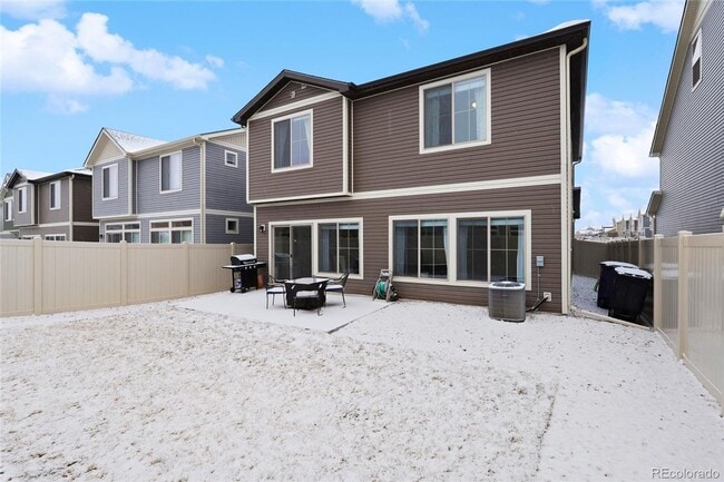 Building Photo - Beautiful 4 Bedroom Home in First Creek Av...