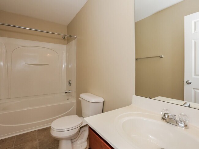 Building Photo - 1019 Yellow Bee Rd