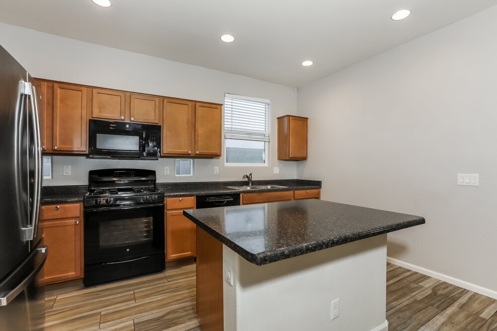 Building Photo - 7414 E Onza Ave