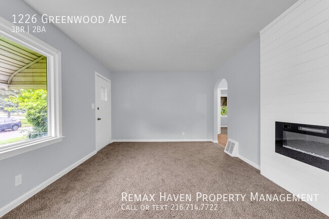 Building Photo - 1226 Greenwood Ave