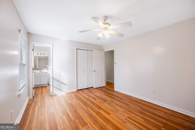 Building Photo - 252 Skyview Rd