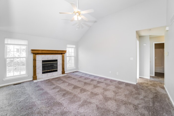 Building Photo - 117 E Foxwood Dr