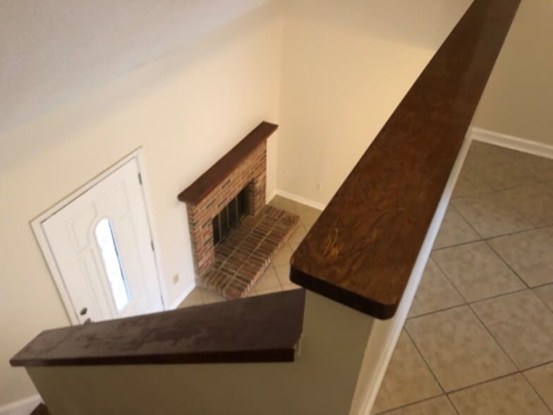 Building Photo - 6714 Woodwedge Dr