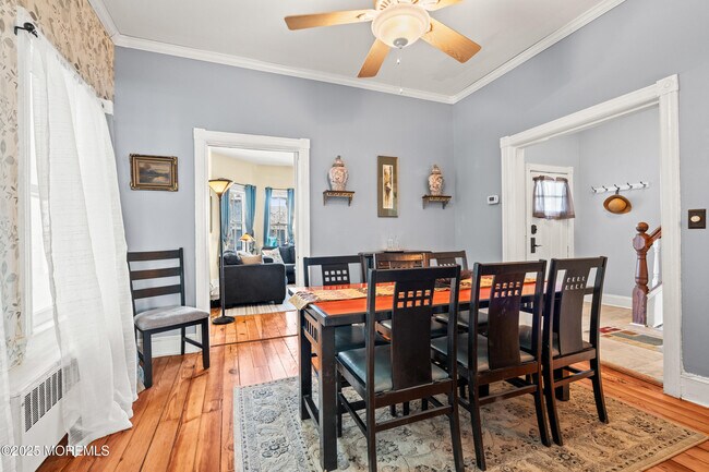 Building Photo - 49 Franklin Ave