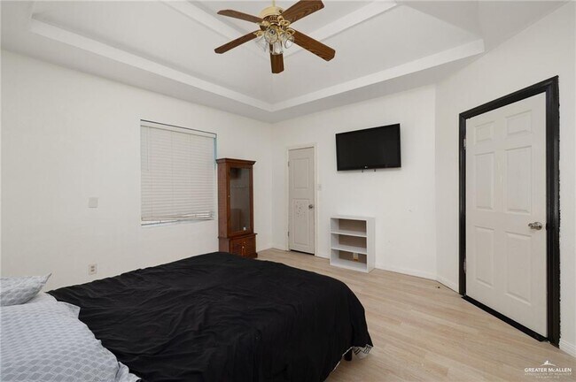 Building Photo - 11 W Business Hwy 83