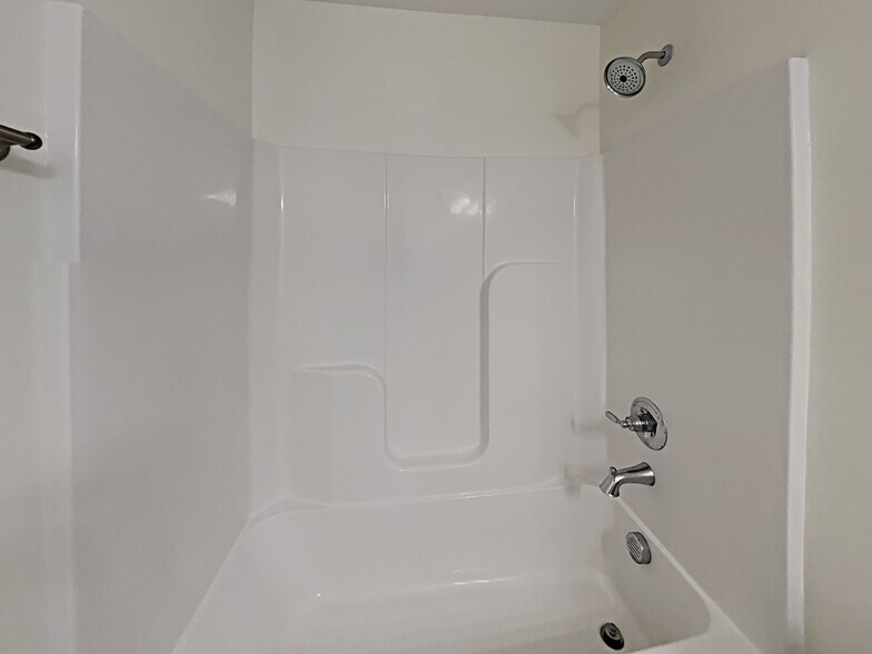 Building Photo - 5242 Tupelo St