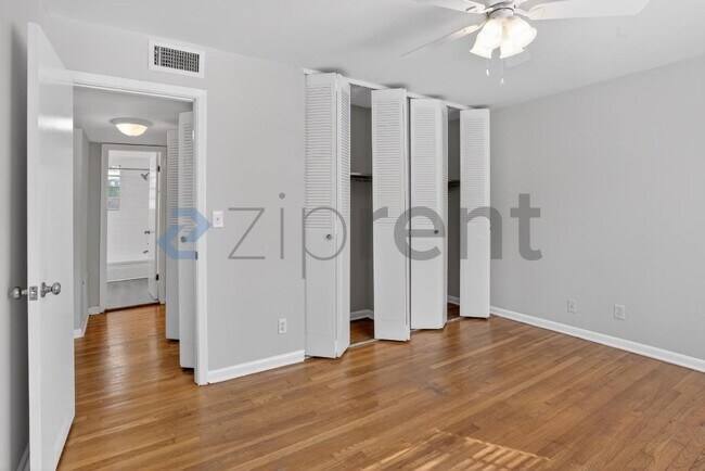 Building Photo - 463 Medlock Rd