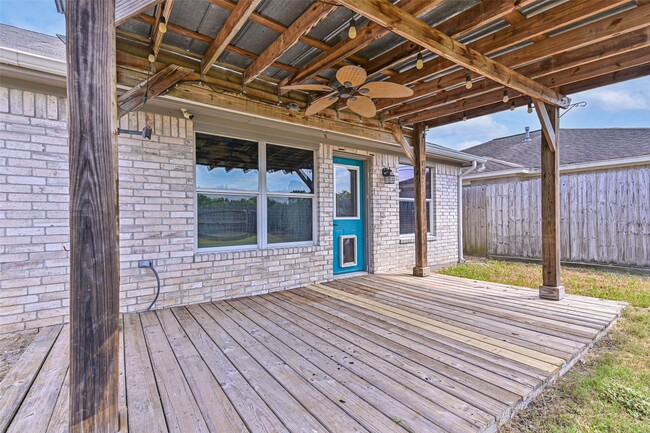Building Photo - 911 Ruth Cir