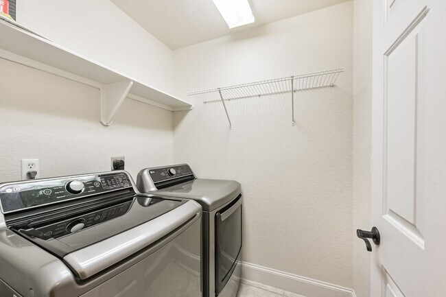 Building Photo - Offered by Precision Realty & Management, LLC!!