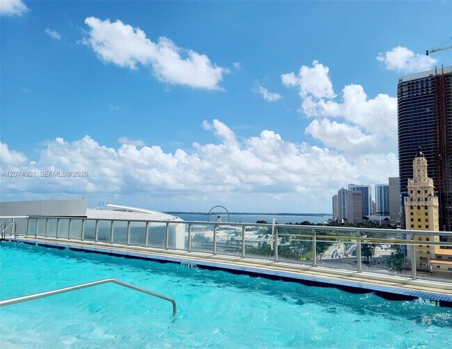 Building Photo - 888 Biscayne Blvd