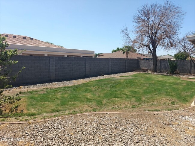 Building Photo - 3735 E Rousay Dr