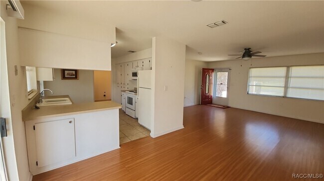 Building Photo - 20 Truman Blvd