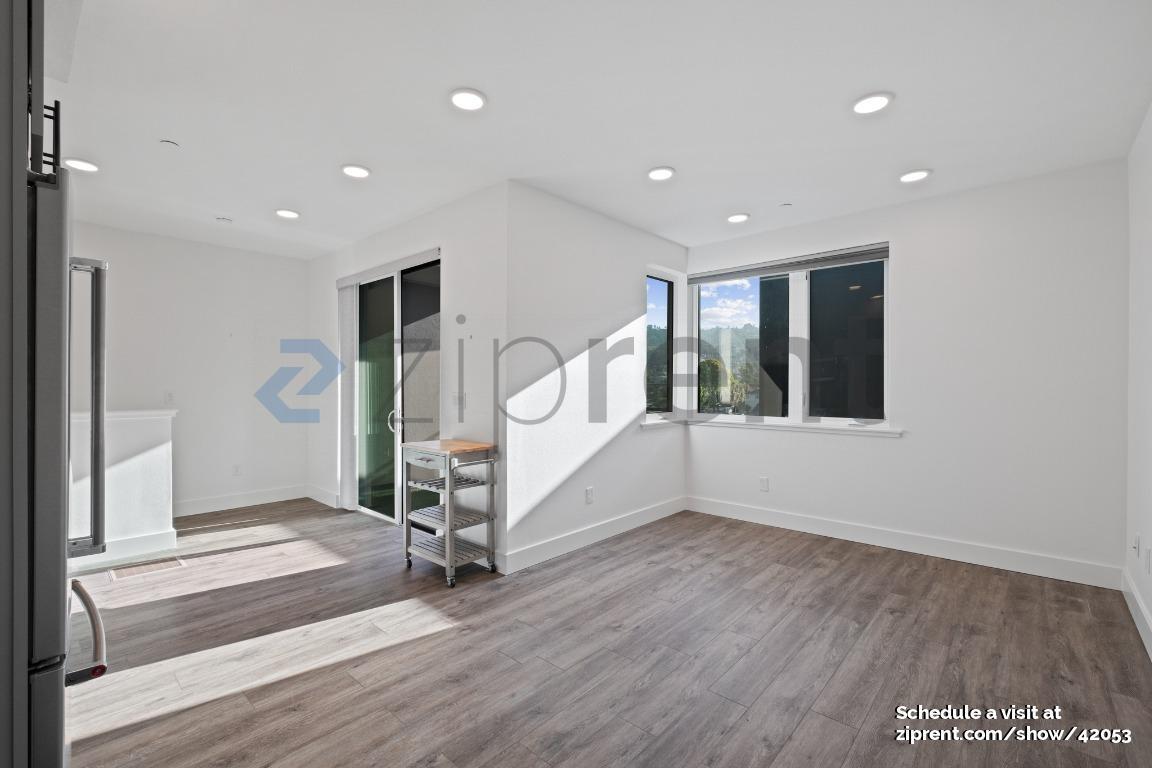 Building Photo - 10300 San Pablo Ave