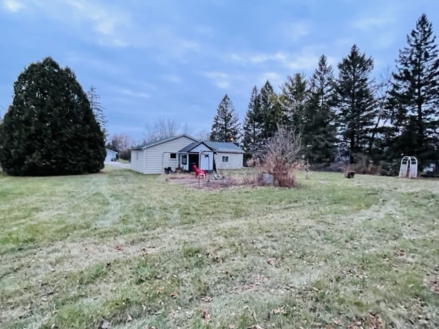 Building Photo - 3638 E Becker Rd