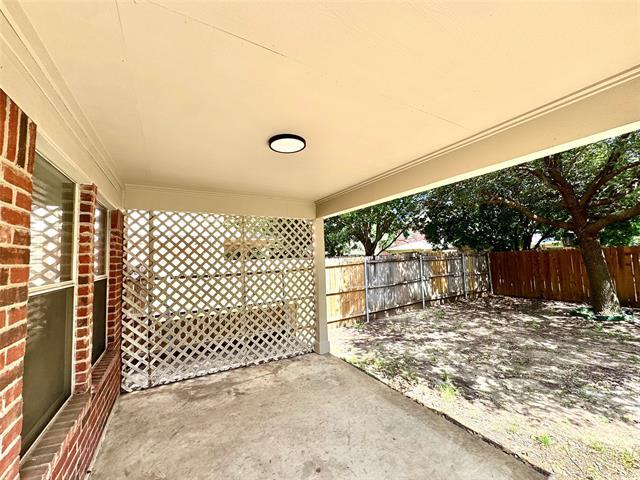 Building Photo - 10141 Placid Dr