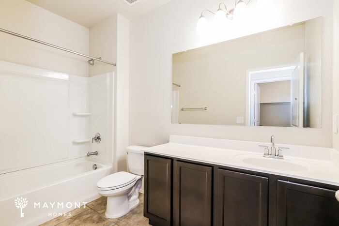 Building Photo - 1867 W Broadway Ave