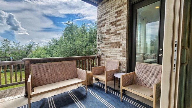 Building Photo - 349 Bright Sky Dr