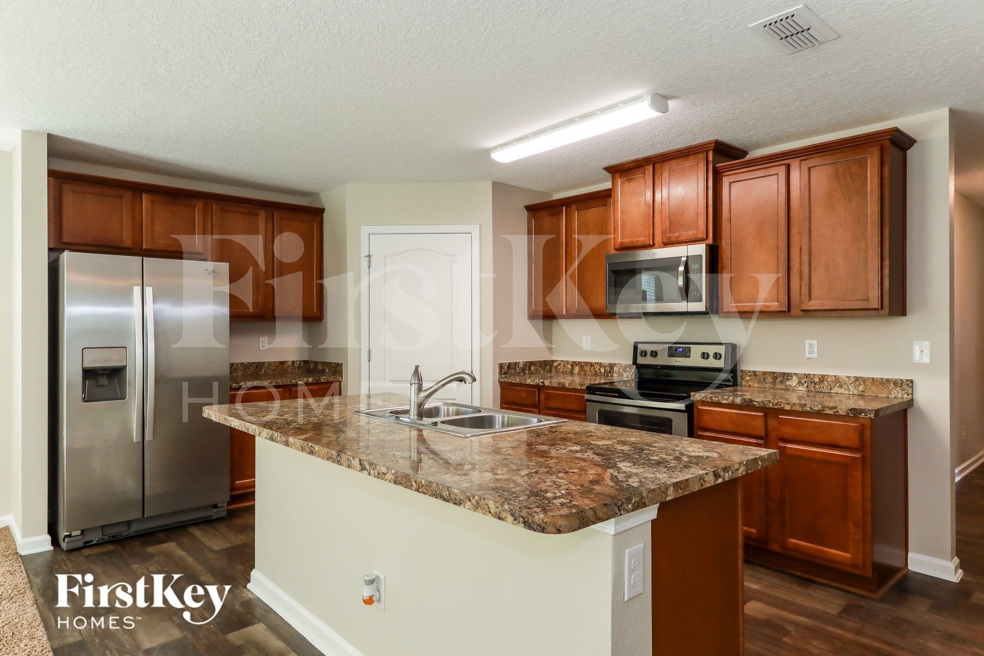 Building Photo - 3276 Canyon Falls Dr