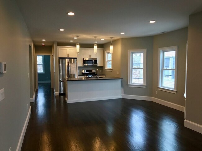 Building Photo - 91 Grant St