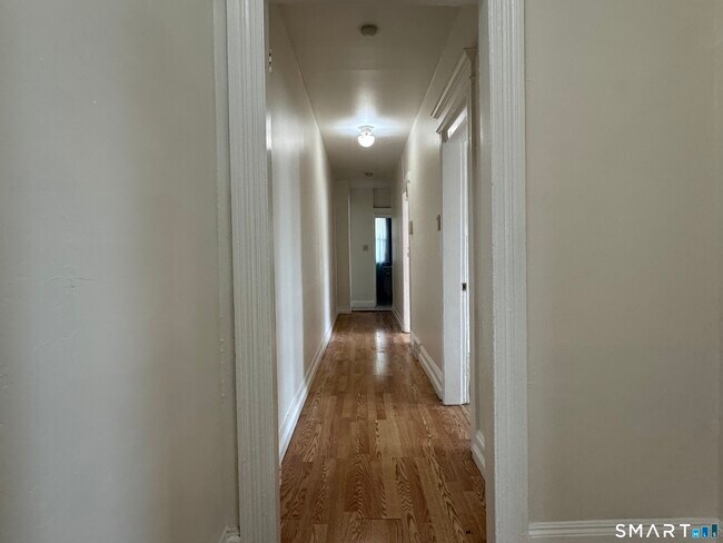 Building Photo - 548 Colorado Ave