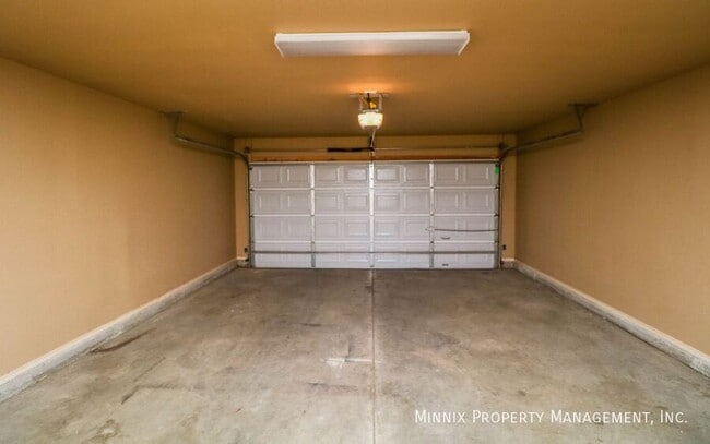 Building Photo - 2023 88th St