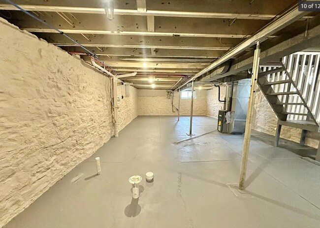 Building Photo - COMING SOON! 3B 1b in Dutchtown