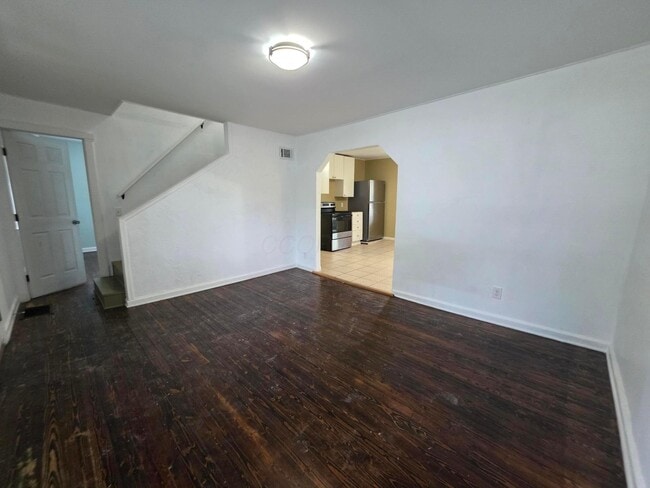 Building Photo - 1597 Koebel Rd
