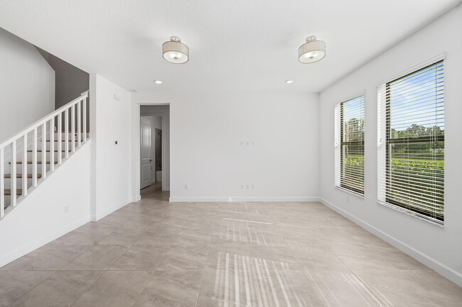 Building Photo - 3270 Dunning Dr