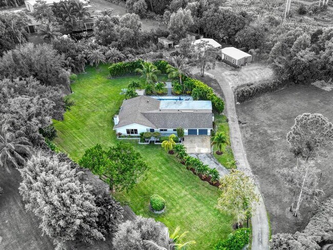 Building Photo - 10962 57th Pl S