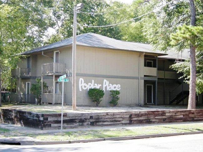 Primary Photo - Poplar Place