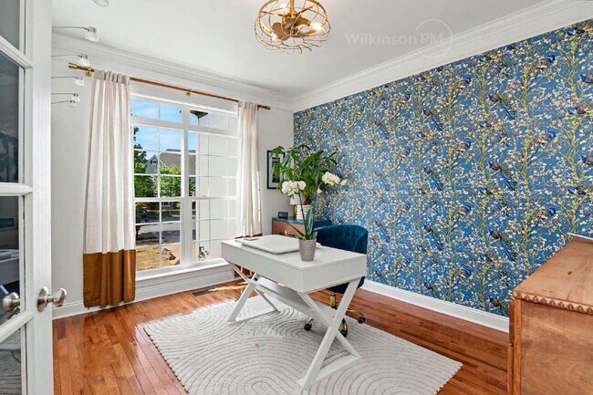 Building Photo - The Finest Furnished Upscale Executive Home, an Exquisite Luxury Rental, in Tega Cay for the Disc...