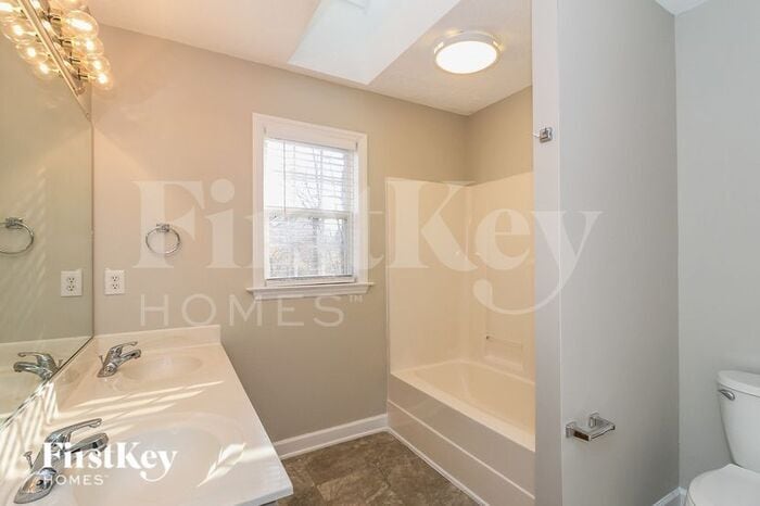 Building Photo - 7755 Abington Dr