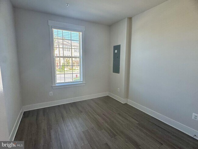 Building Photo - 2924 Osprey Way