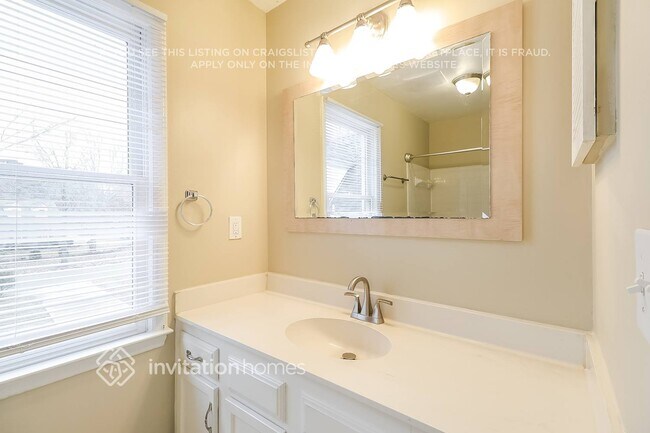 Building Photo - 10601 Bryony Ct