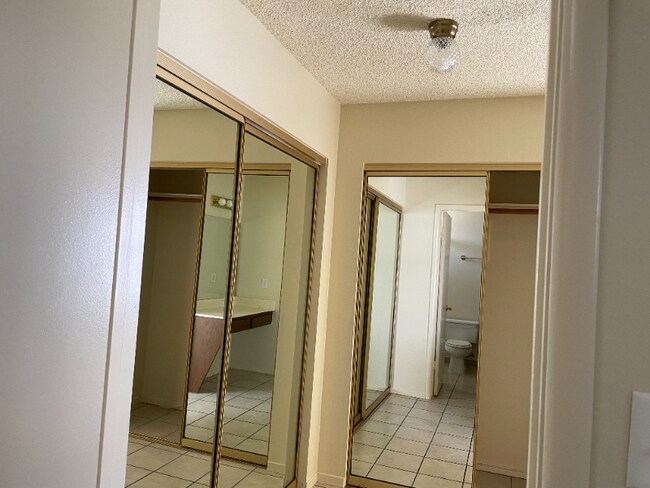 Building Photo - 7450 Trudy Ln