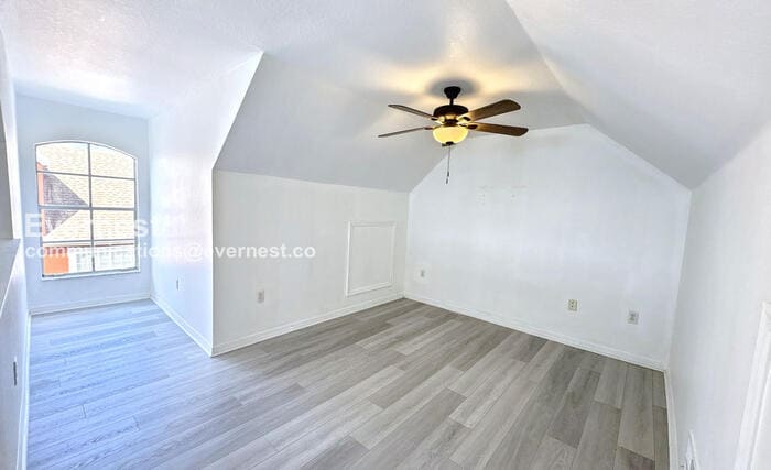 Building Photo - 9114 Lake Chase Island Way