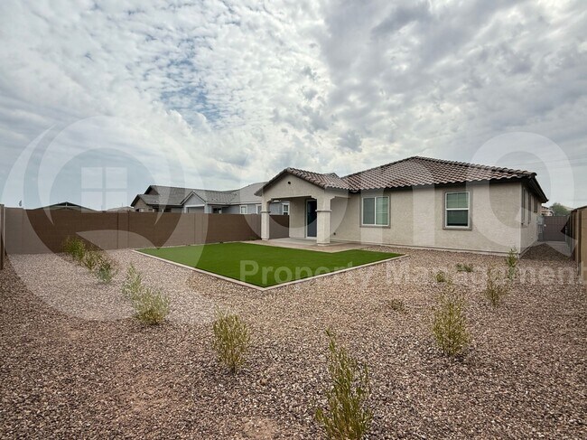 Building Photo - 20900 S 231st Way