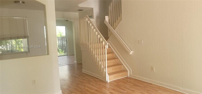 Building Photo - 3421 SW 171st Terrace