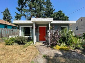 Building Photo - 2Bd/1Ba Brentwood-Darlington neighborhood ...