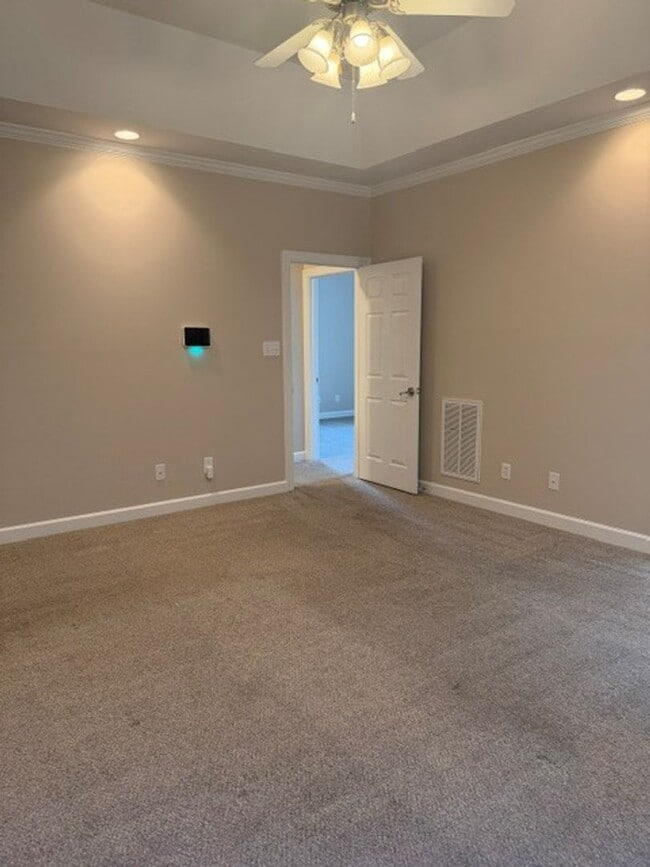 Building Photo - 3 Bed/2 Bath with Bonus Room in CBA Schools
