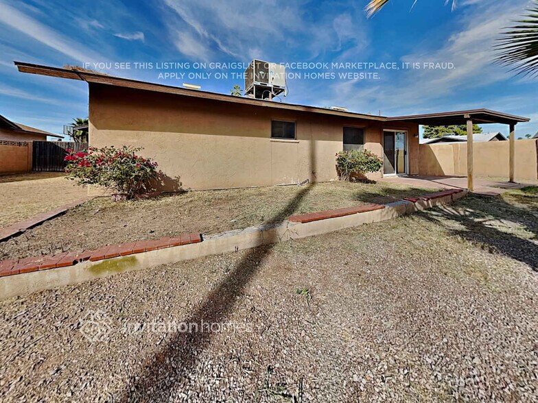 Building Photo - 4603 W Luke Ave